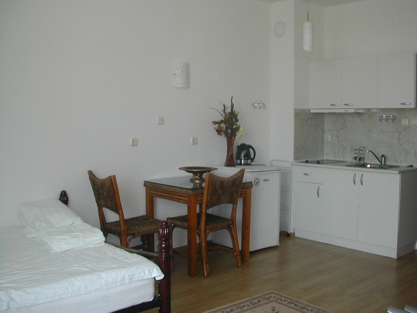 Oasis Suites Apartments And Studios 라브다 객실 사진